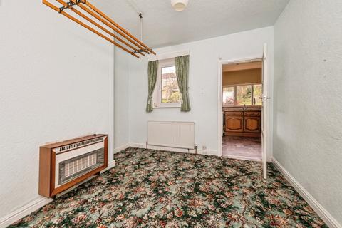 3 bedroom semi-detached house for sale, Penistone Road, Huddersfield HD5