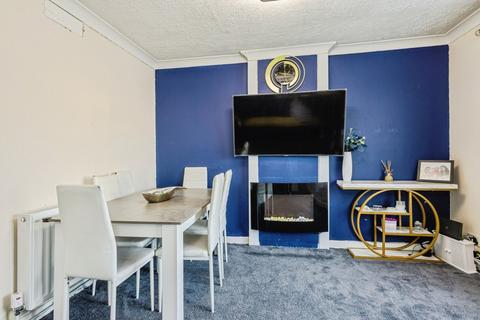 3 bedroom end of terrace house for sale, Brackenfield Square, NORTHAMPTON, Northamptonshire, NN3