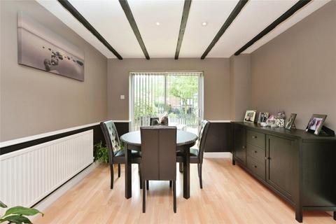 undefined, Knighton Close, NORTHAMPTON, Northamptonshire, NN5