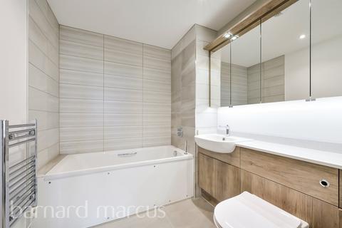 undefined, Battersea Park Road, London