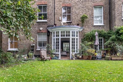 3 bedroom flat to rent, Beaufort Street London SW3