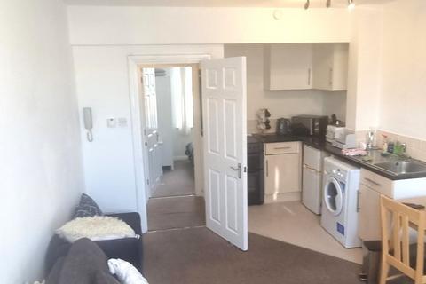 undefined, Flat 1, 22 George Street, Reading, Berkshire, RG1 7NT