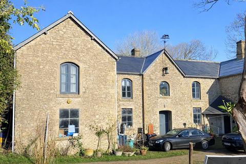 3 bedroom semi-detached house for sale, The Hayloft, former stables and coach house