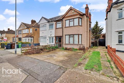 3 bedroom semi-detached house for sale, Geneva Gardens, ROMFORD