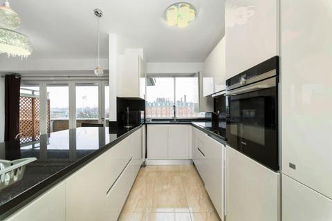 2 bedroom flat to rent, Porchester Square, Bayswater, London, W2