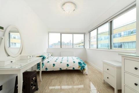 2 bedroom flat to rent, Porchester Square, Bayswater, London, W2