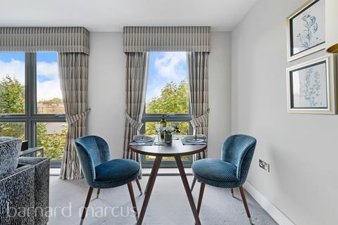 undefined, Battersea Park Road, London