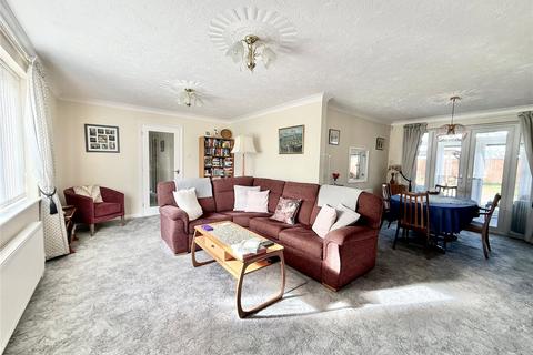 3 bedroom bungalow for sale, Columbine Close, Christchurch BH23
