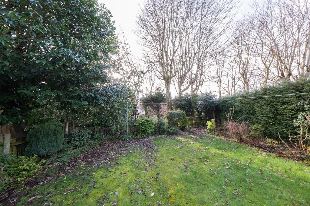 5 Hough Lane-026.jpg