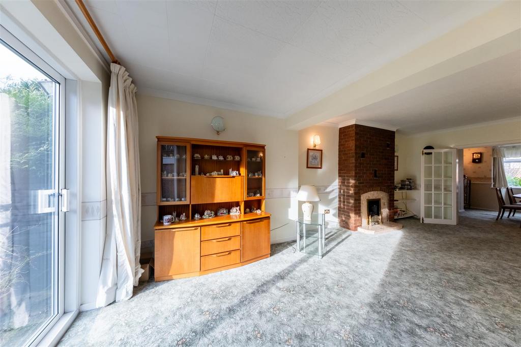 5 Hough Lane-007.jpg