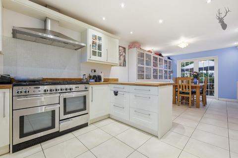 3 bedroom detached house for sale, High Rd, Epping, Essex