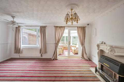2 bedroom detached bungalow for sale, Kendal Drive, Bolton-Upon-Dearne, Rotherham