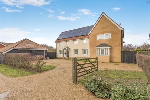 5 bedroom detached house for sale, Cavell Close, Bawdsey, Woodbridge