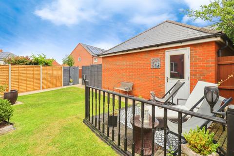 3 bedroom semi-detached house for sale, Mendham Lane, Harleston