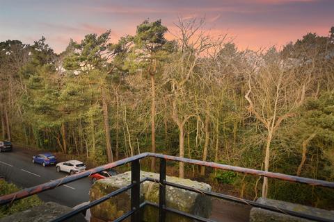 undefined, Harlow Moor Drive, HARROGATE