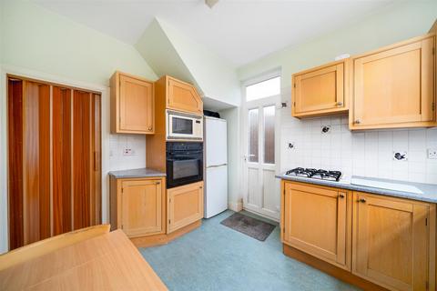 undefined, Arundel Avenue, Morden SM4