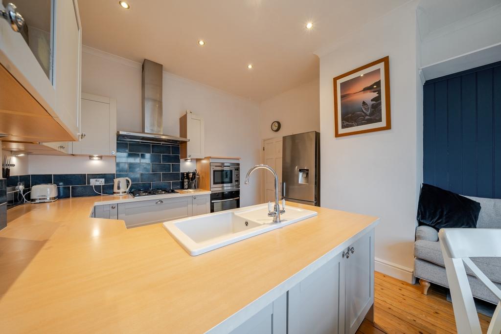 1388908-12-69429a...