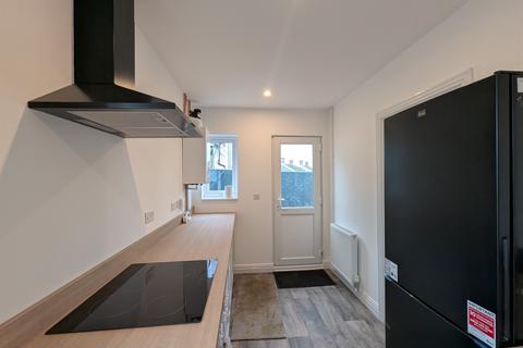 3 bedroom detached bungalow for sale, Hillside, Stowmarket
