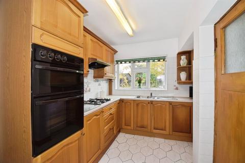 2 bedroom detached bungalow for sale, Drury Lane, Oadby, LEICESTER
