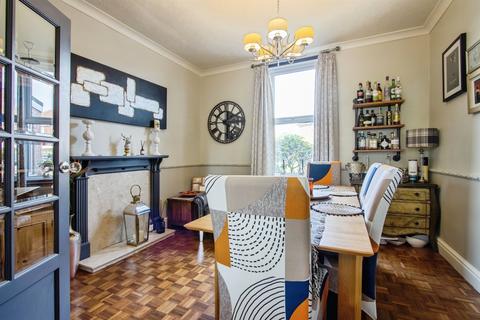 4 bedroom semi-detached house for sale, Tranquility Avenue, Leeds