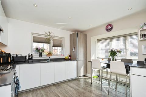 4 bedroom detached house for sale, Golding Road, Tunbridge Wells