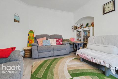 2 bedroom terraced house for sale, Monmouth Road, Dagenham