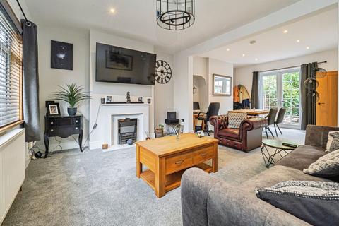 3 bedroom semi-detached house for sale, Beech Avenue, Garden Village, Hull