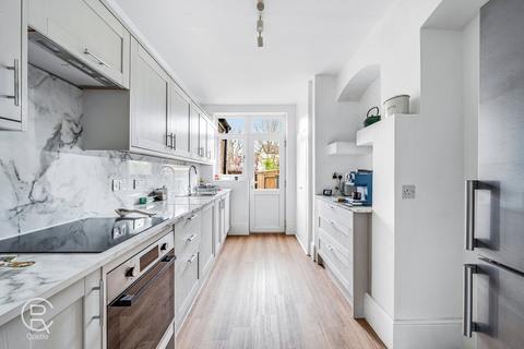 1 bedroom maisonette for sale, Highview Road, London, W13