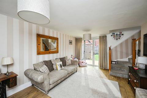 undefined, Highfields Close, Alfreton