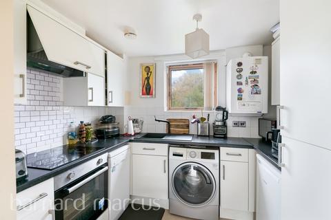 undefined, Clarke Close, Croydon