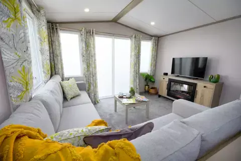 2 bedroom park home for sale, Unity Beach