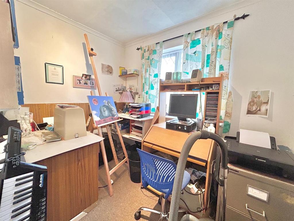 Bedroom 3.jpg