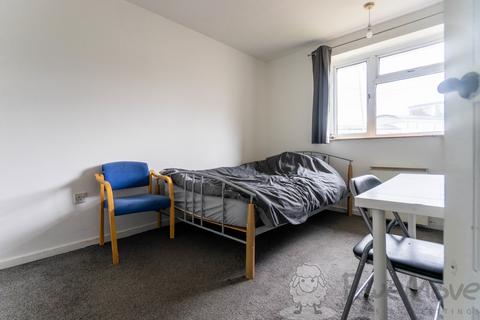 3 bedroom apartment to rent, Bluebell Road, Norwich, Norfolk, NR4