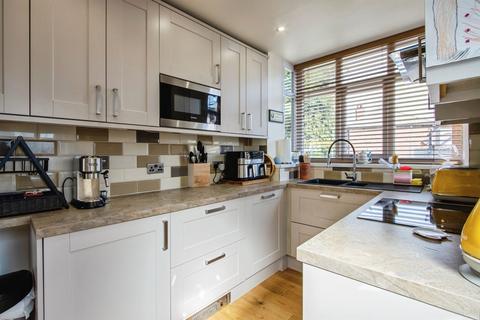 3 bedroom semi-detached house for sale, York Road, Leeds