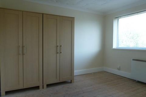 2 bedroom property to rent, Aldridge Road, Birmingham B44