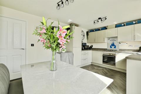 3 bedroom semi-detached house for sale, Pitman Way, Costhorpe, Worksop
