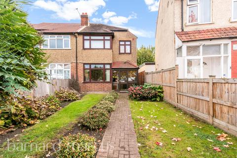 Streatham Vale, London