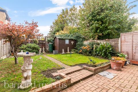 undefined, Streatham Vale, London