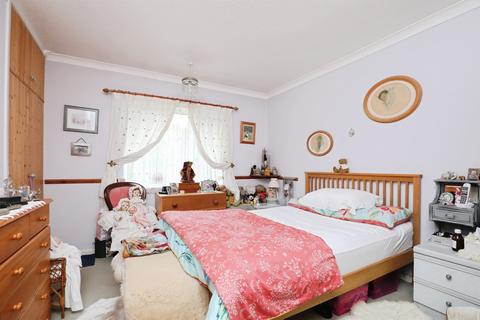 2 bedroom semi-detached house for sale, Salmond Road, Watton, Thetford