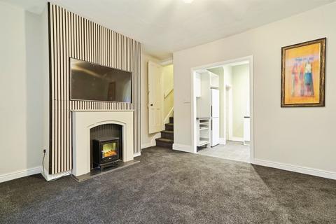 2 bedroom end of terrace house for sale, Hainworth Wood Road, Keighley BD21
