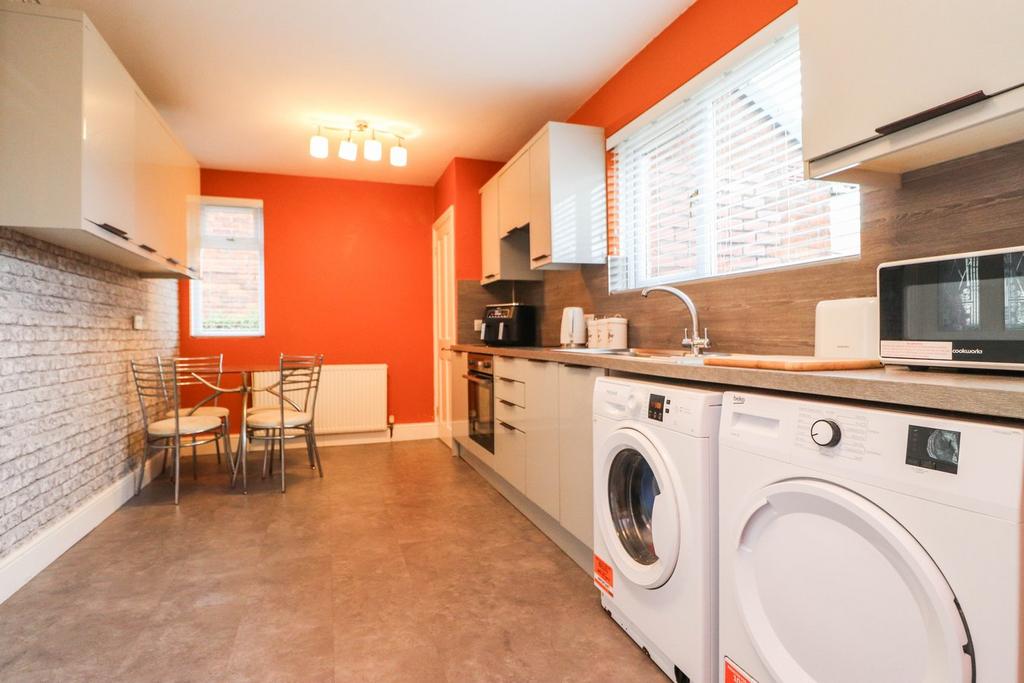 Dining Kitchen