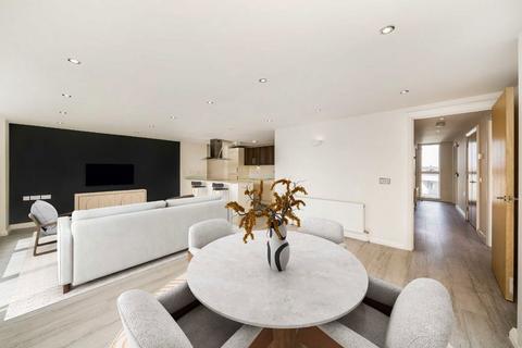 2 bedroom flat for sale, Ursula Gould Way, London E14