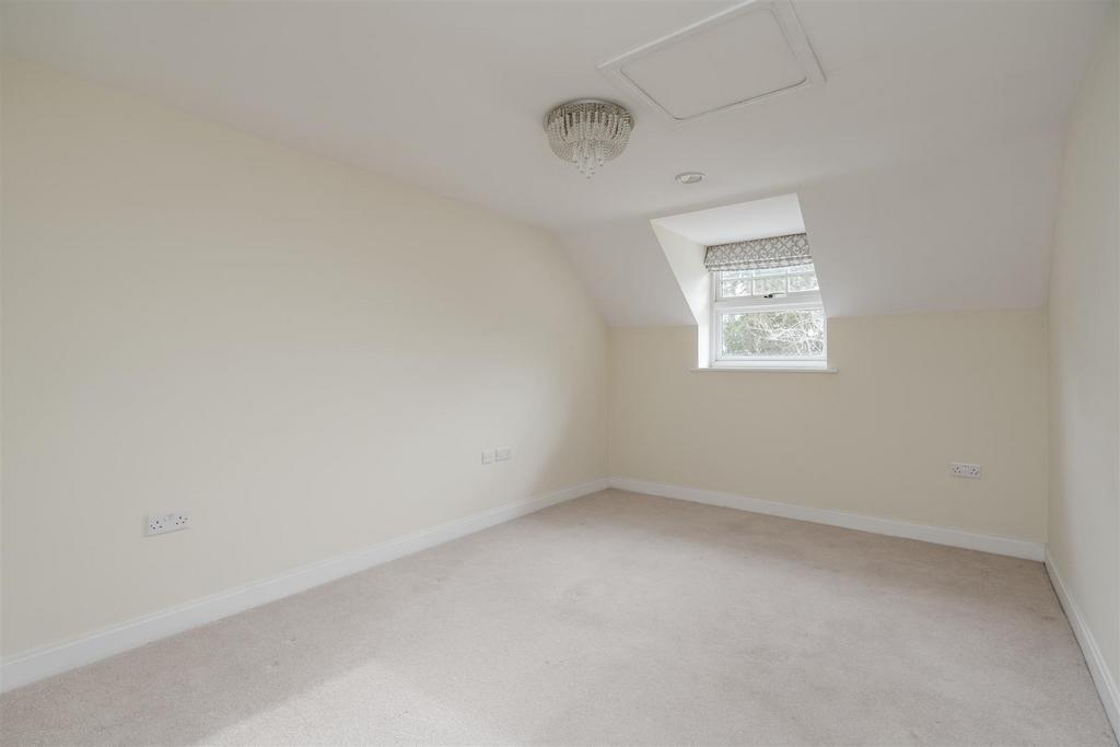 Apartment 22 Brueton Place 15.jpg