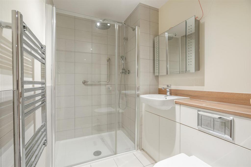 Apartment 22 Brueton Place 18.jpg