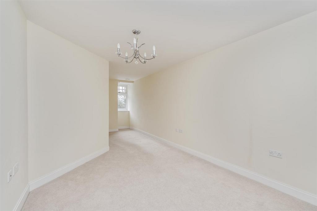 Apartment 22 Brueton Place 13.jpg
