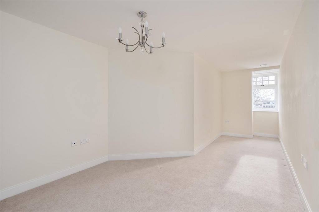 Apartment 22 Brueton Place 14.jpg