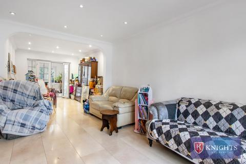 3 bedroom house for sale, Sewardstone Road, Waltham Abbey, EN9