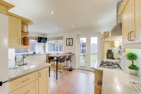 3 bedroom semi-detached house for sale, Dorothy Grove, Nottingham NG8