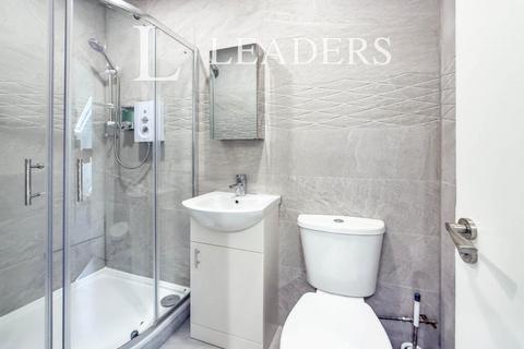 Studio to rent, Oddfellows Court, 48 Well Street, MK18