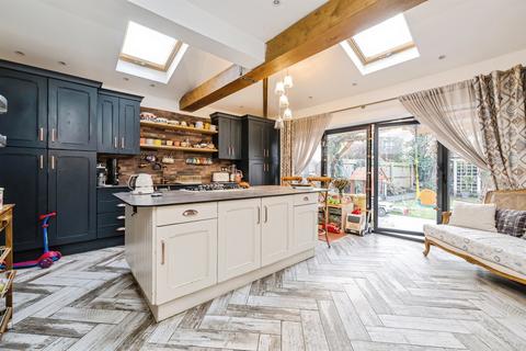 6 bedroom detached house for sale, Dogsthorpe Road, Peterborough